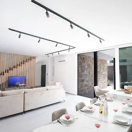 Вилла Rent Your Dream Holiday And Look Forward To Relaxing Beside Your Private Pool 1374 Айя-Напа