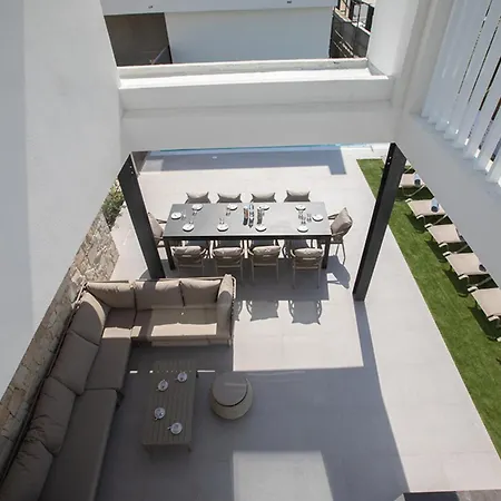 Вилла Rent Your Dream Holiday And Look Forward To Relaxing Beside Your Private Pool 1374 *
